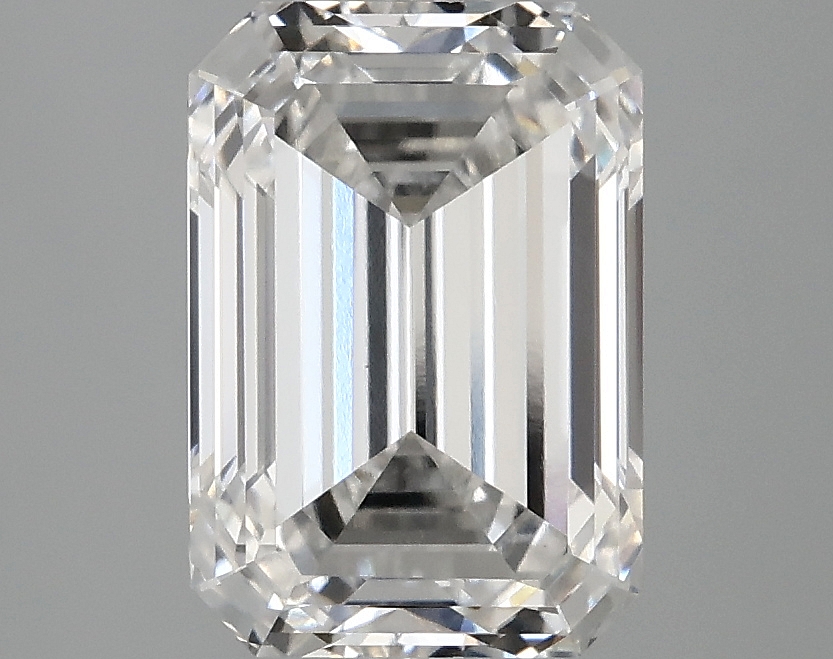 3.09 CT Emerald Diamond