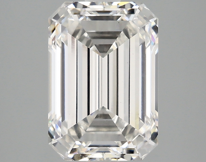 3.05 CT Emerald Diamond