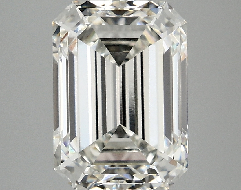 3.09 CT Emerald Diamond