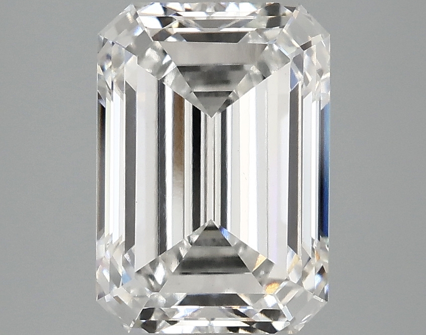 3.07 CT Emerald Diamond