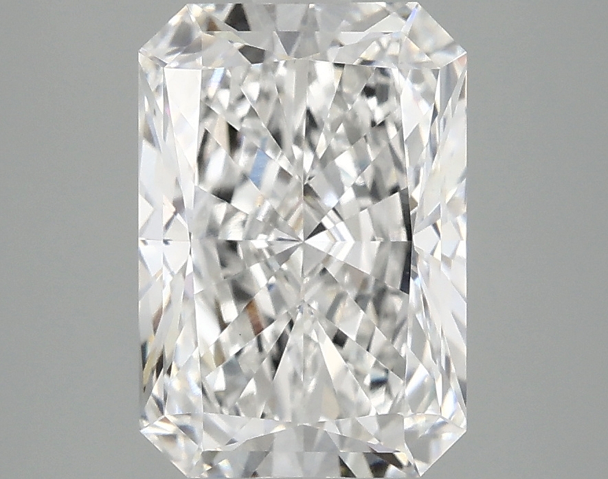 3.10 CT Radiant Diamond