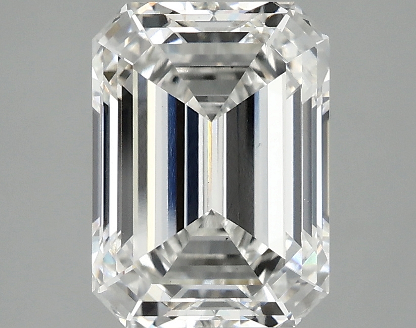 3.07 CT Emerald Diamond