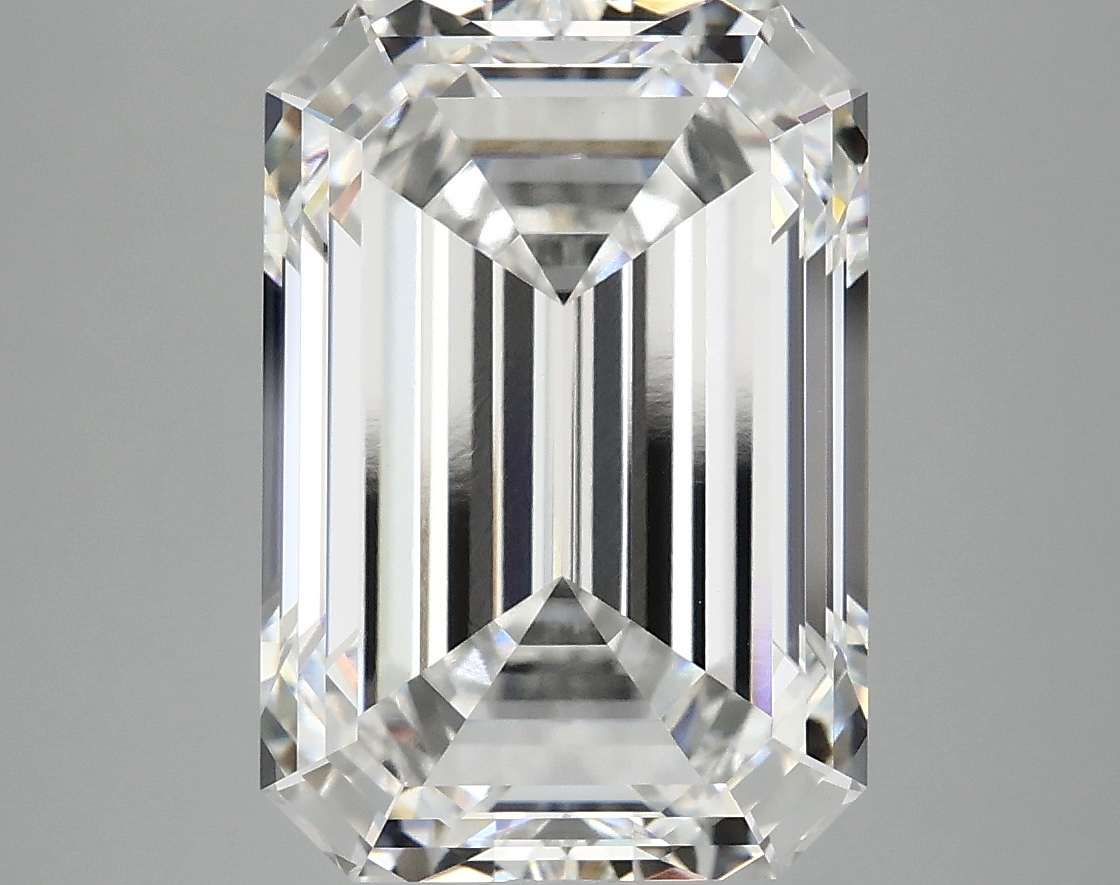 7.05 CT Emerald Diamond