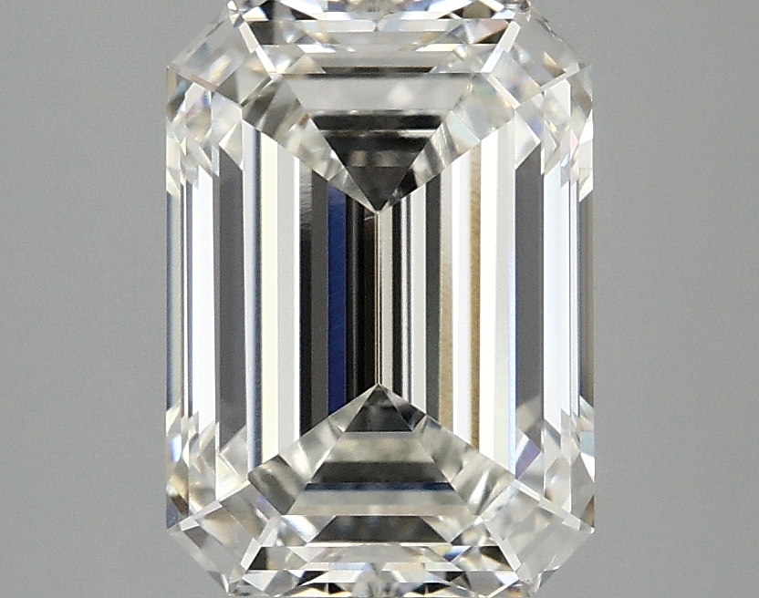 3.09 CT Emerald Diamond