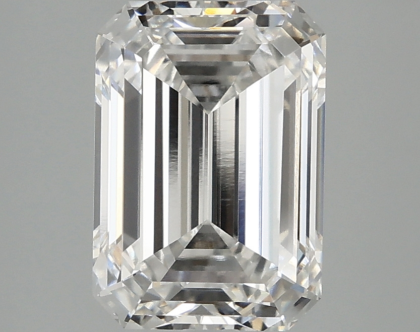 3.10 CT Emerald Diamond