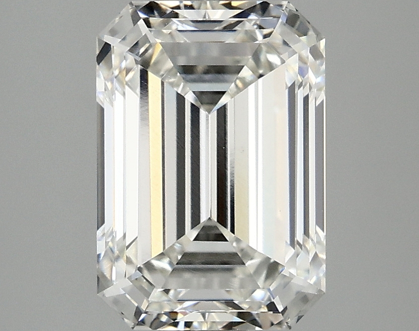 3.03 CT Emerald Diamond