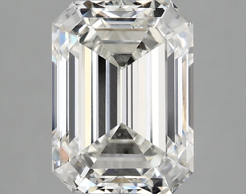 3.04 CT Emerald Diamond