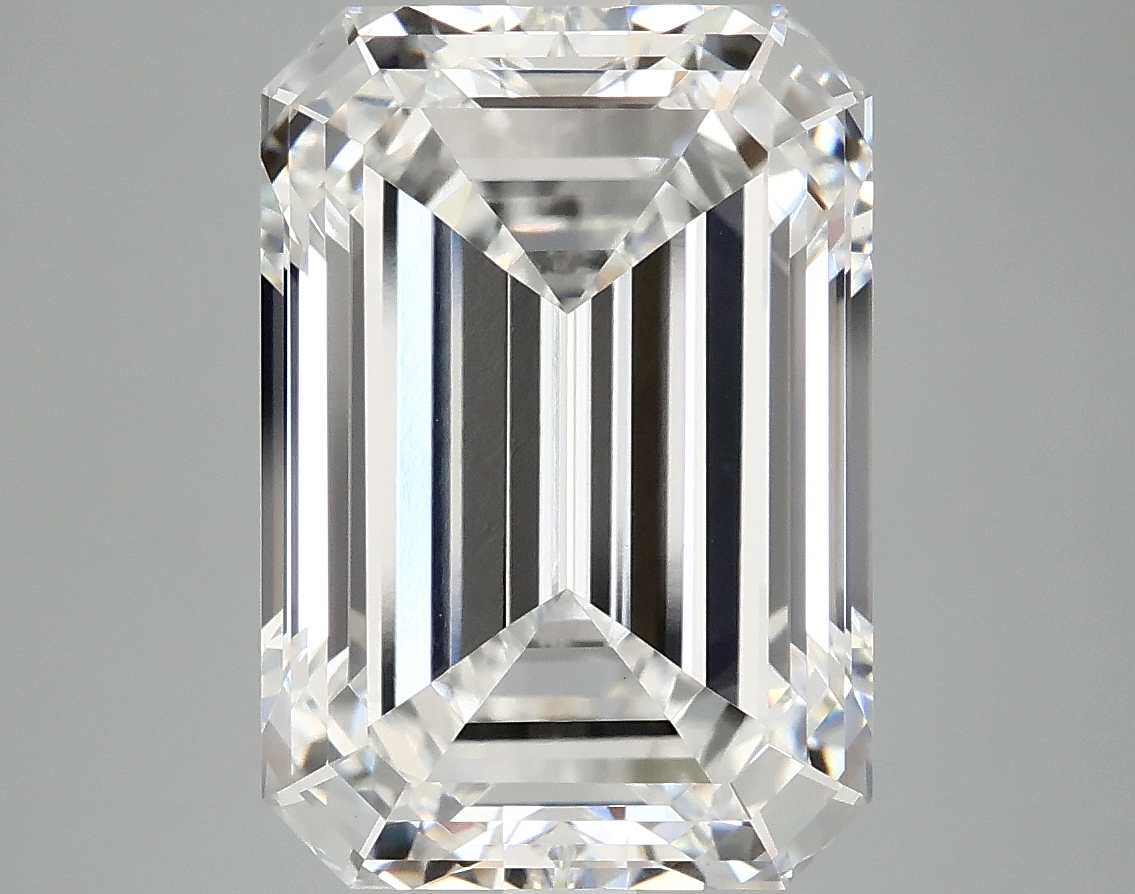 7.20 CT Emerald Diamond