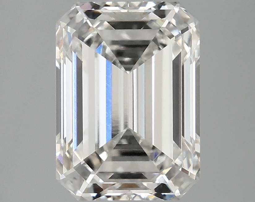 3.07 CT Emerald Diamond