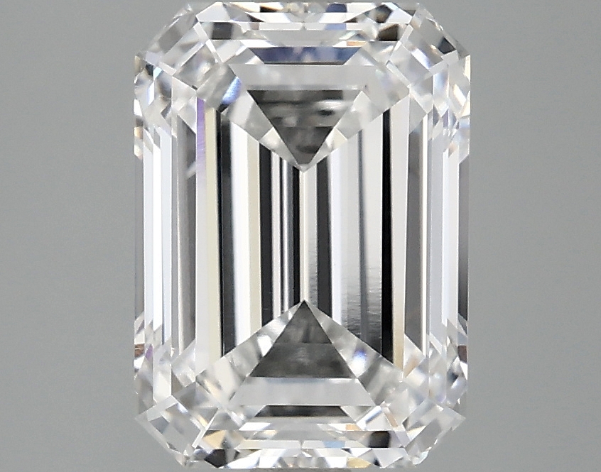 3.08 CT Emerald Diamond