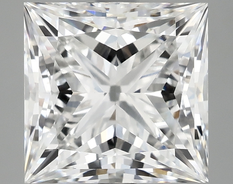 4.10 CT Princess Diamond
