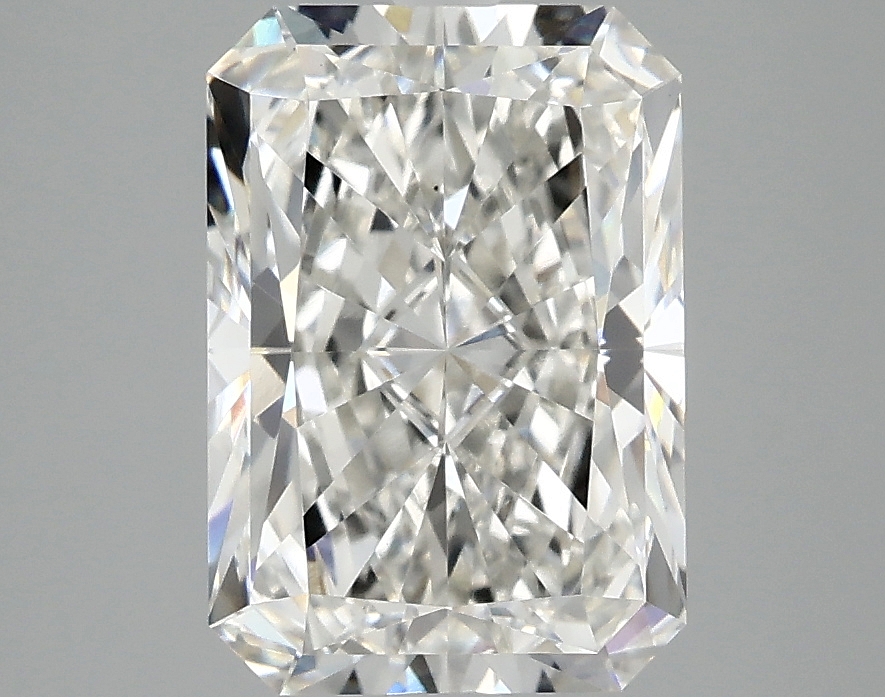 3.04 CT Radiant Diamond