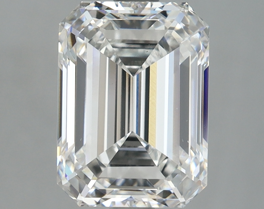 3.04 CT Emerald Diamond