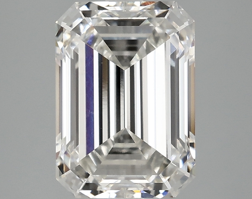 3.08 CT Emerald Diamond