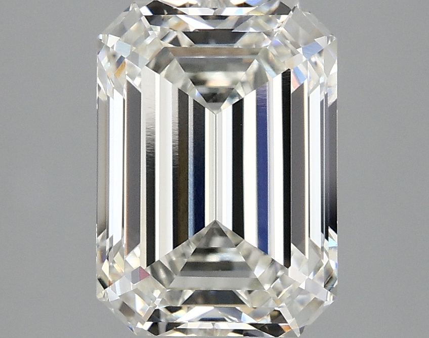 3.07 CT Emerald Diamond