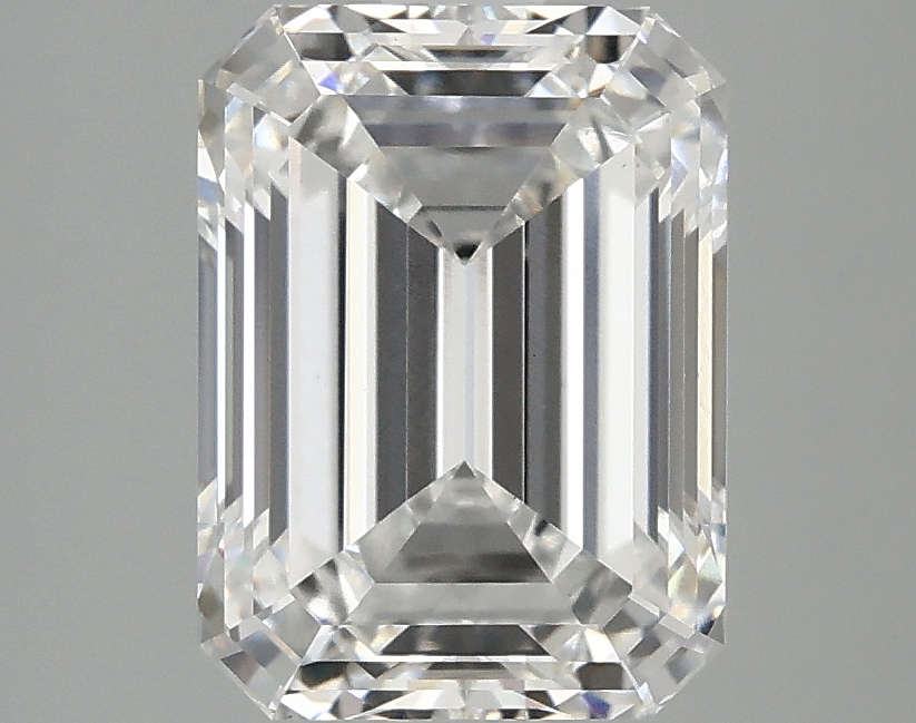 3.04 CT Emerald Diamond