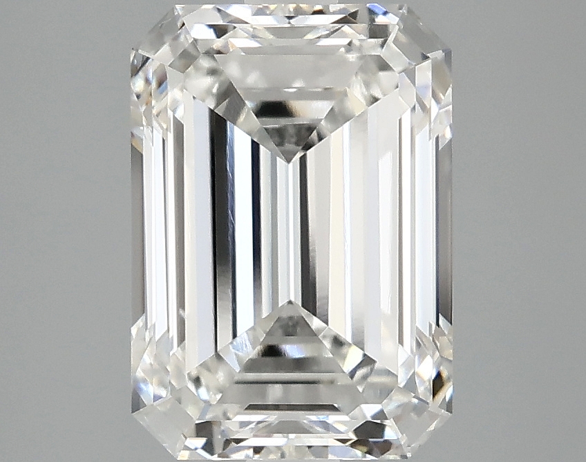 3.06 CT Emerald Diamond