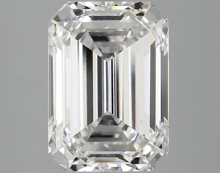 3.04 CT Emerald Diamond