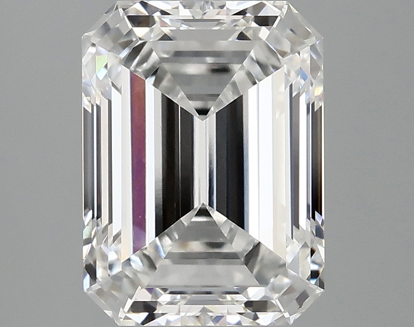 3.04 CT Emerald Diamond