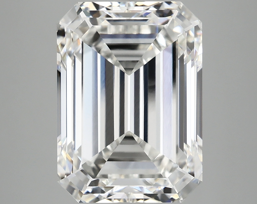 7.06 CT Emerald Diamond