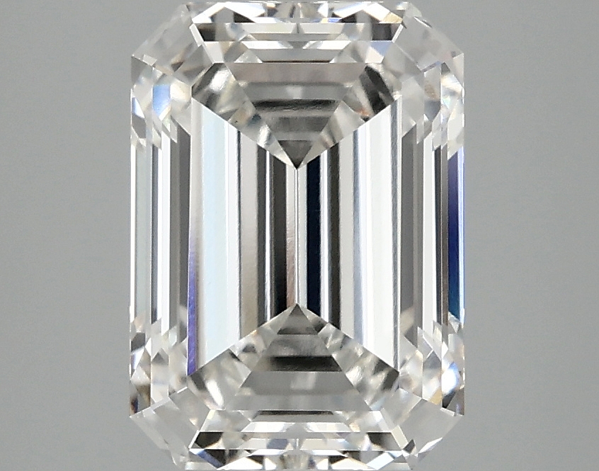 3.09 CT Emerald Diamond
