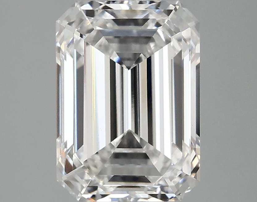 3.06 CT Emerald Diamond