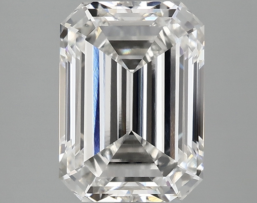 3.08 CT Emerald Diamond
