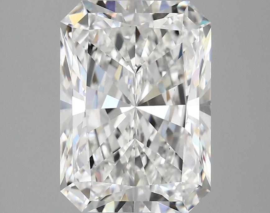 3.10 CT Radiant Diamond