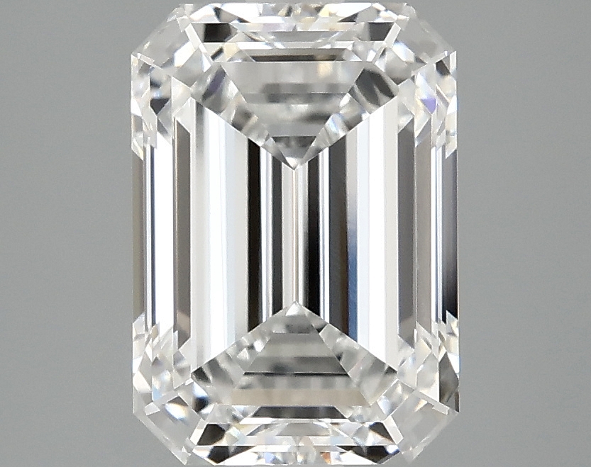 3.05 CT Emerald Diamond