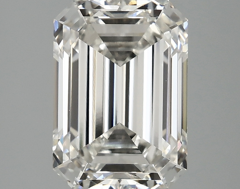 3.08 CT Emerald Diamond