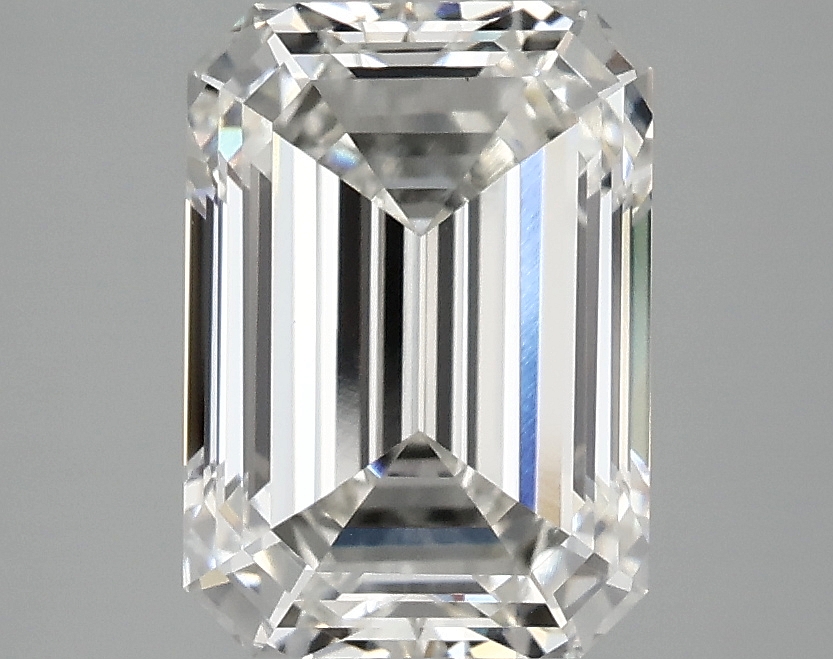 3.10 CT Emerald Diamond