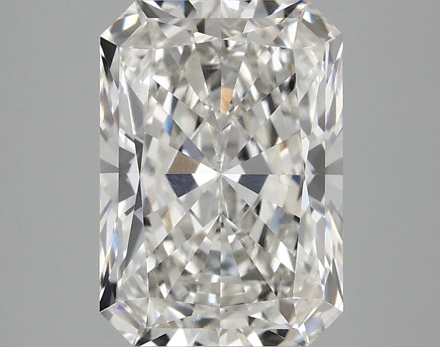 3.10 CT Radiant Diamond