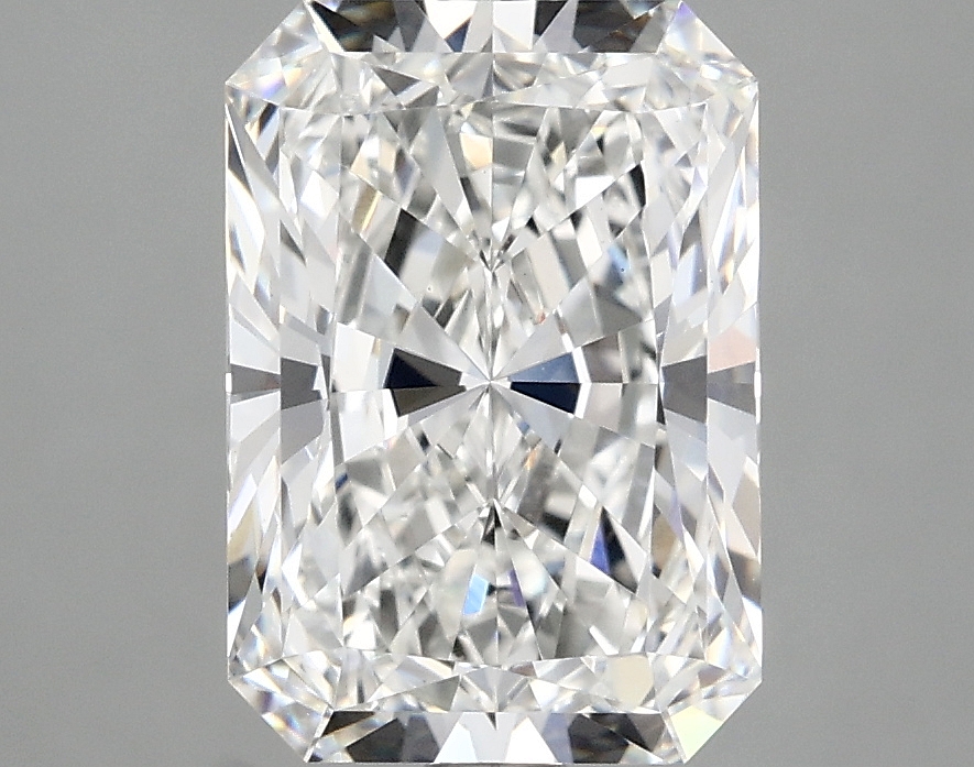 3.10 CT Radiant Diamond