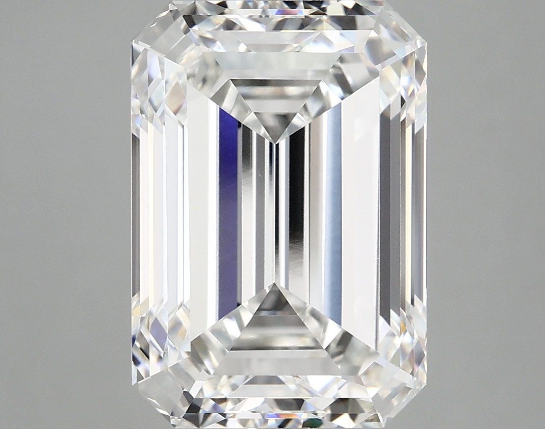 7.10 CT Emerald Diamond