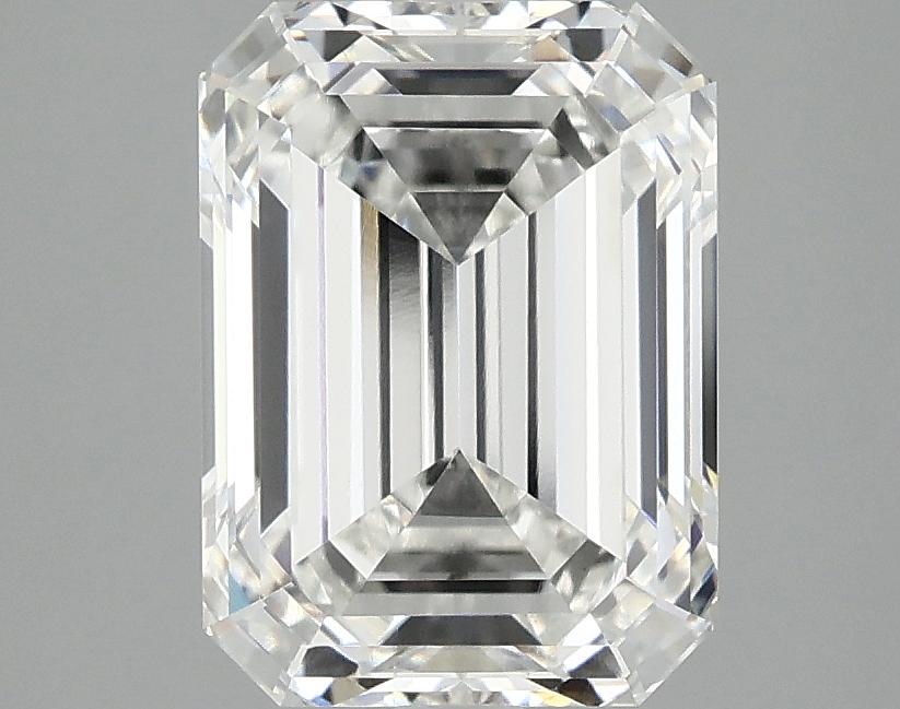 3.07 CT Emerald Diamond