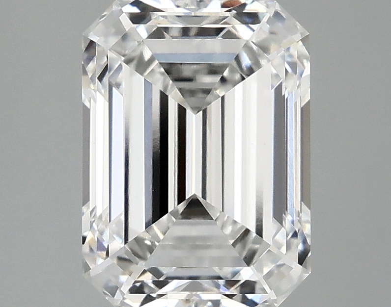 3.06 CT Emerald Diamond