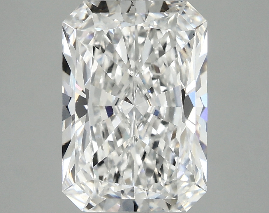 3.10 CT Radiant Diamond