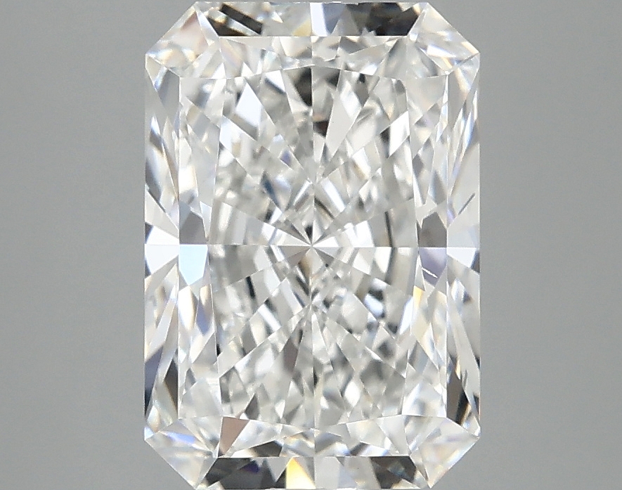 3.01 CT Radiant Diamond
