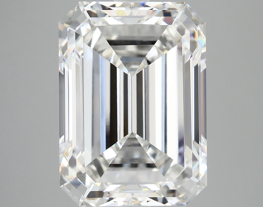 7.05 CT Emerald Diamond