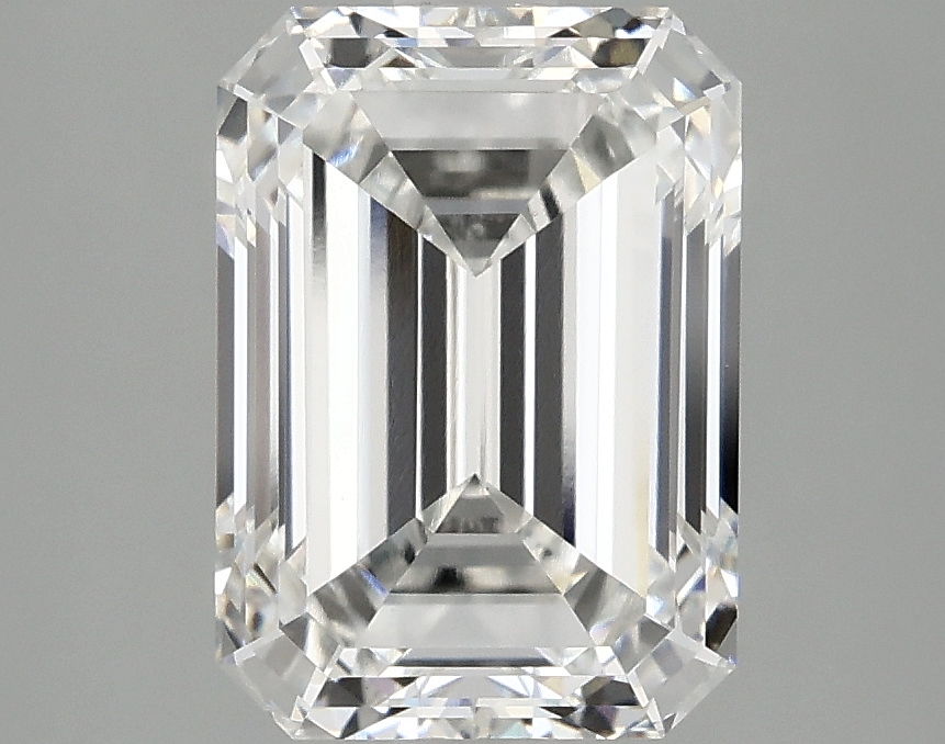 3.07 CT Emerald Diamond