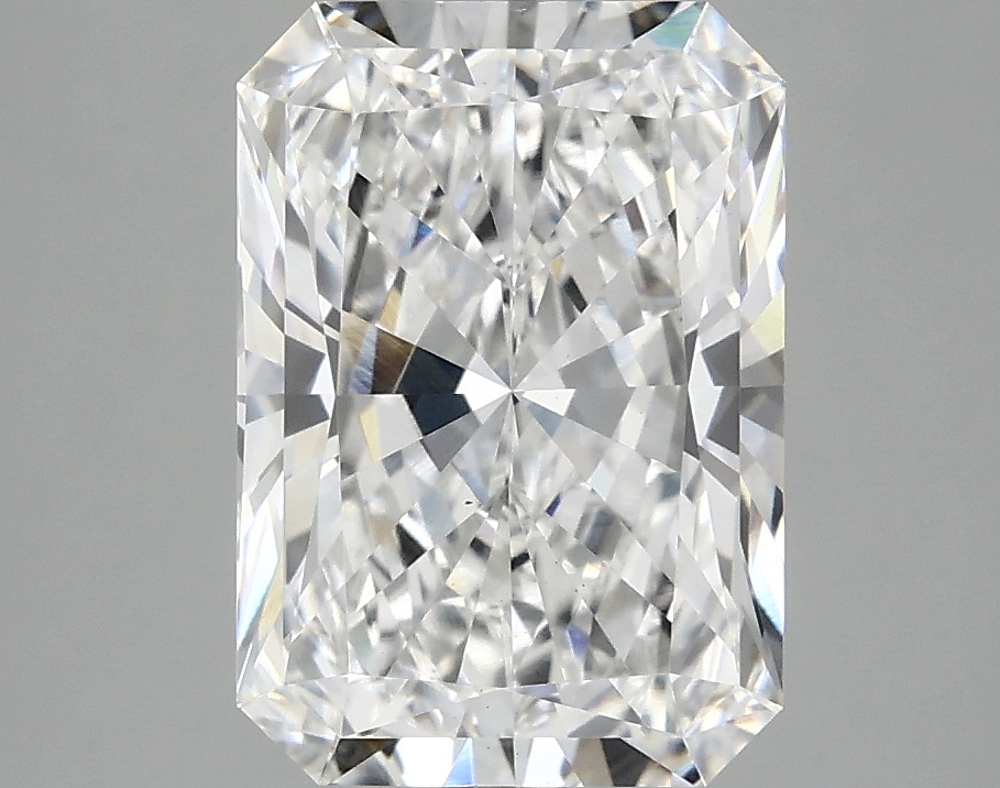3.10 CT Radiant Diamond