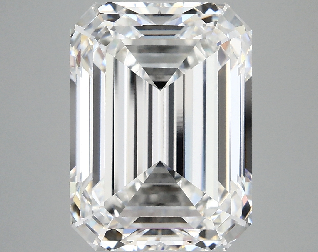7.08 CT Emerald Diamond