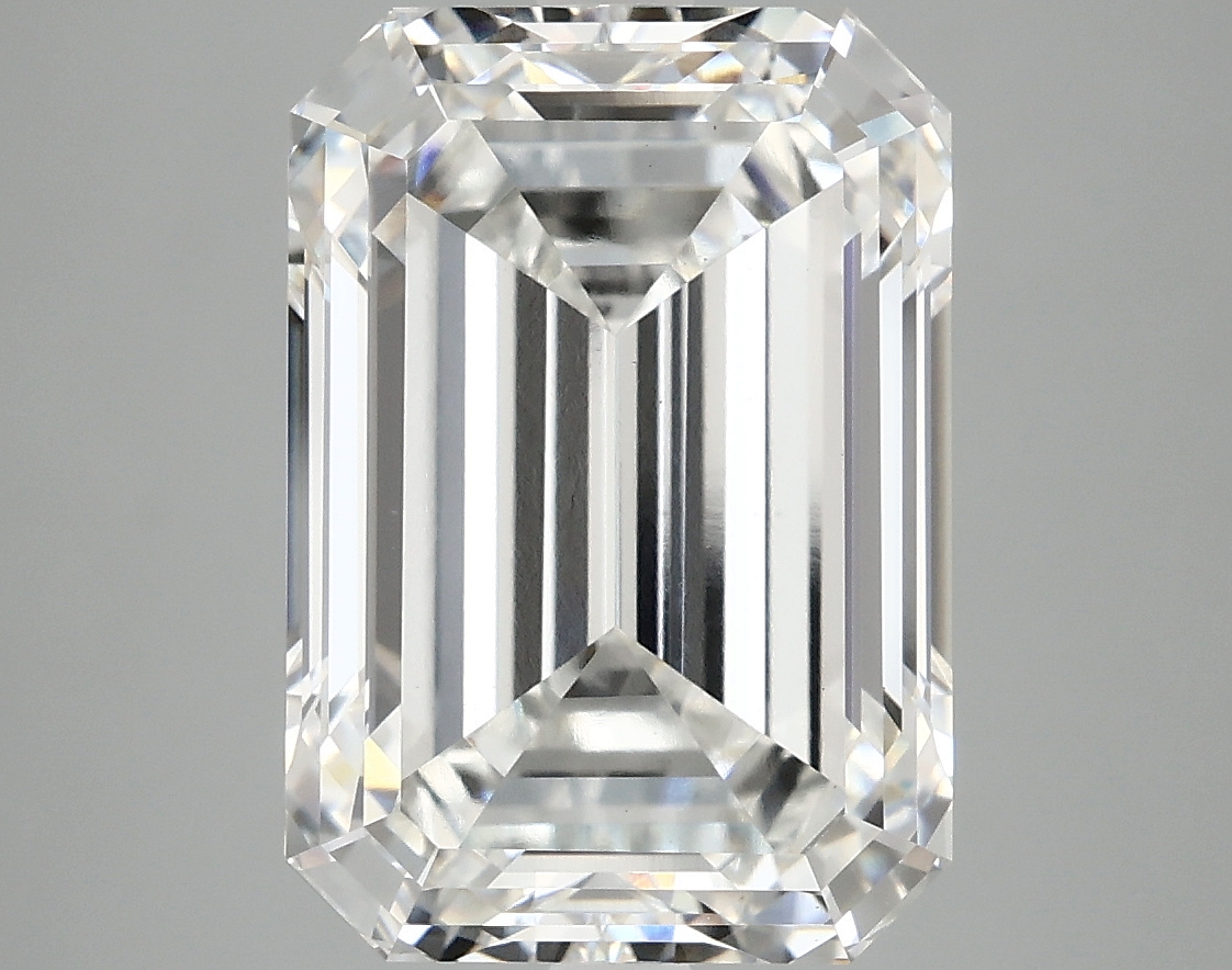 7.20 CT Emerald Diamond