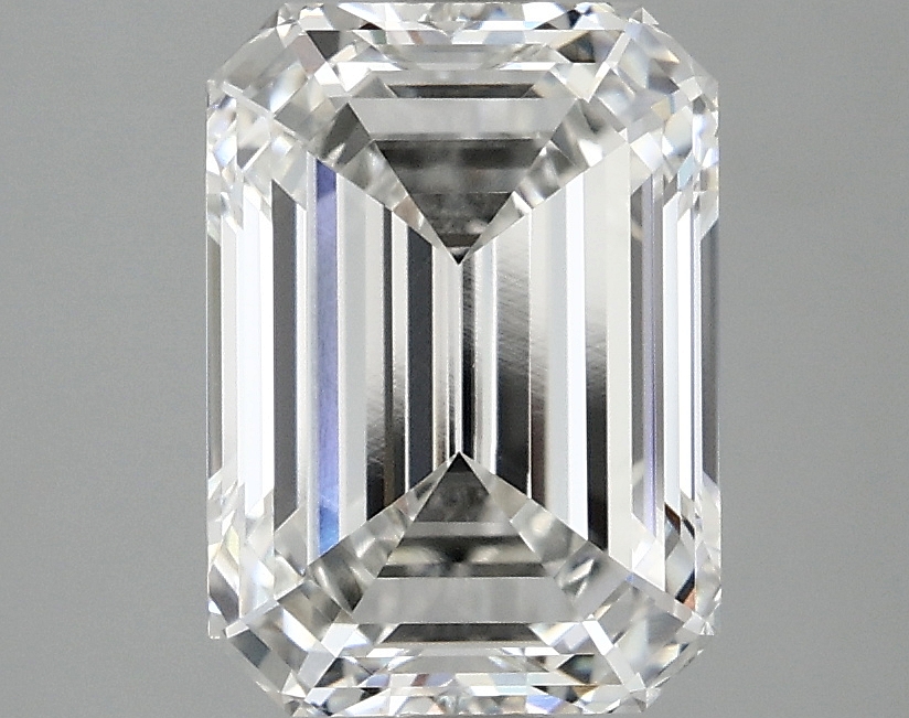 3.07 CT Emerald Diamond