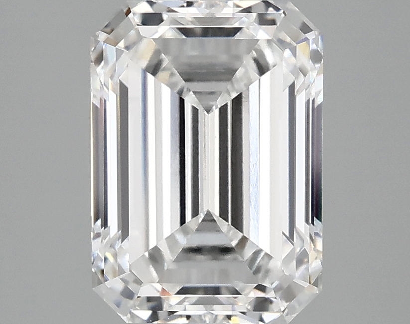 3.07 CT Emerald Diamond
