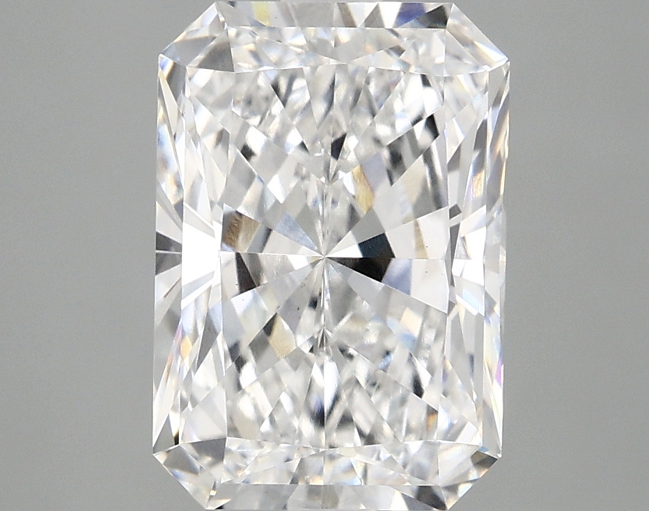 3.08 CT Radiant Diamond