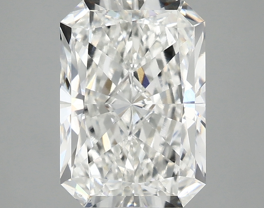 3.04 CT Radiant Diamond