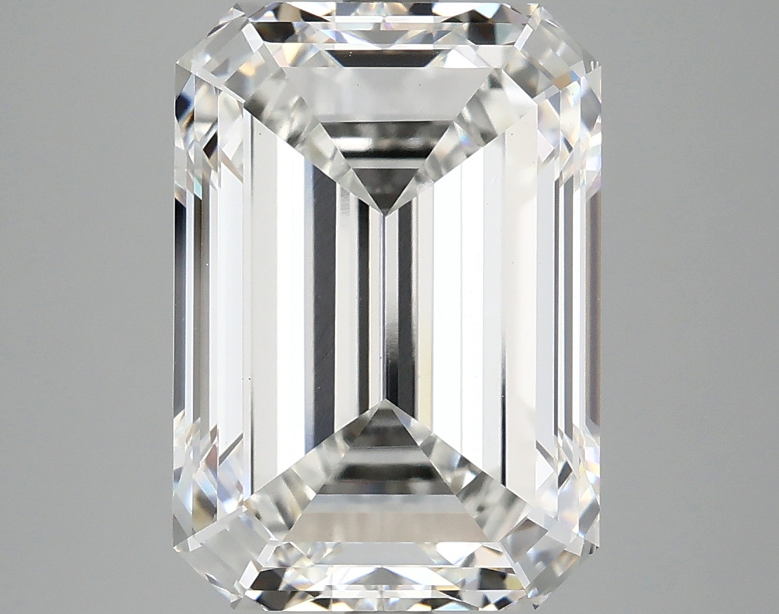 7.11 CT Emerald Diamond