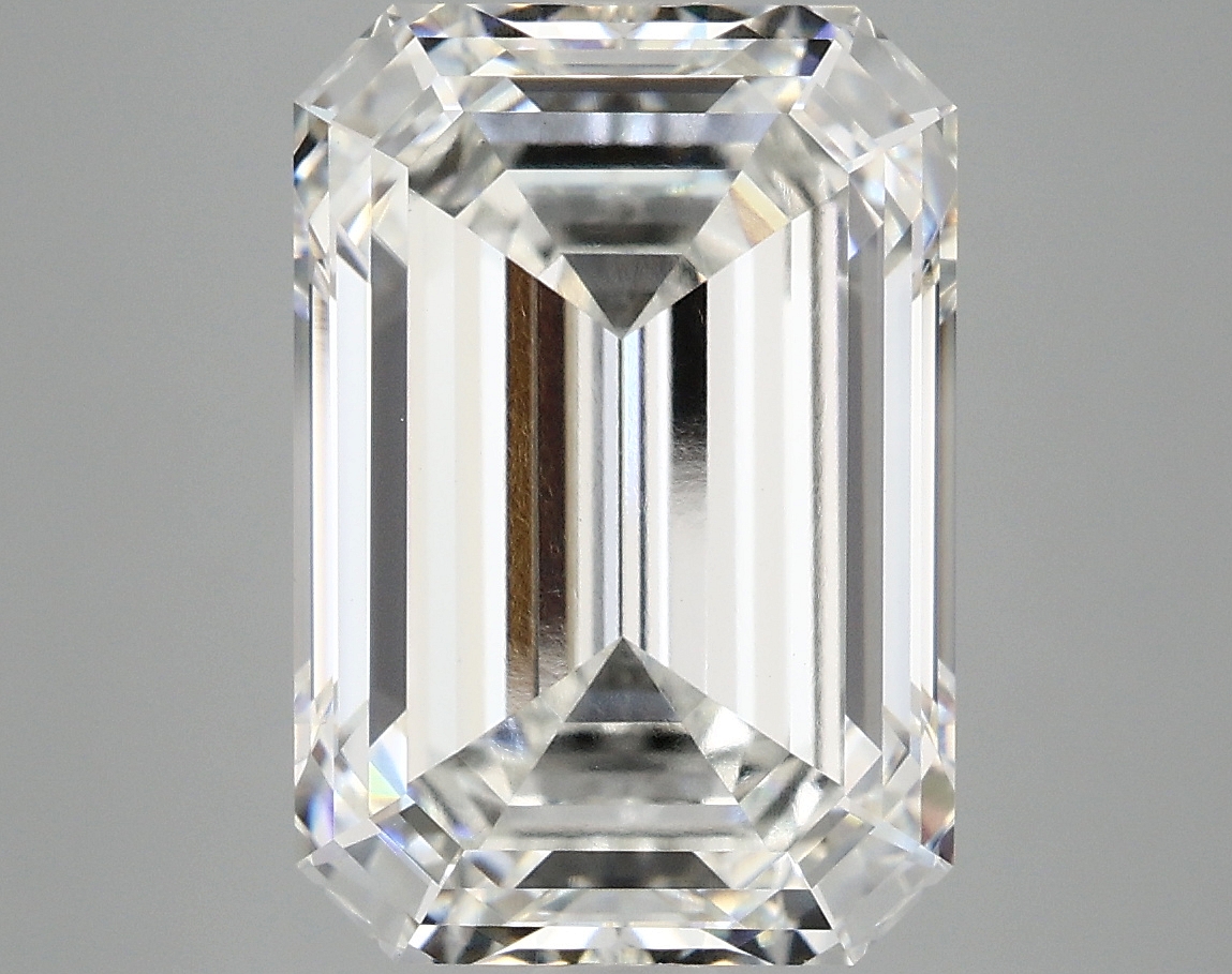 7.06 CT Emerald Diamond