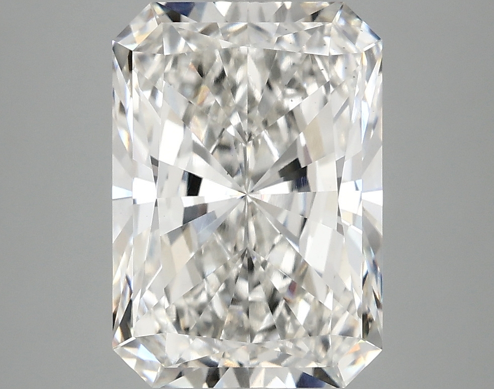 4.09 CT Radiant Diamond